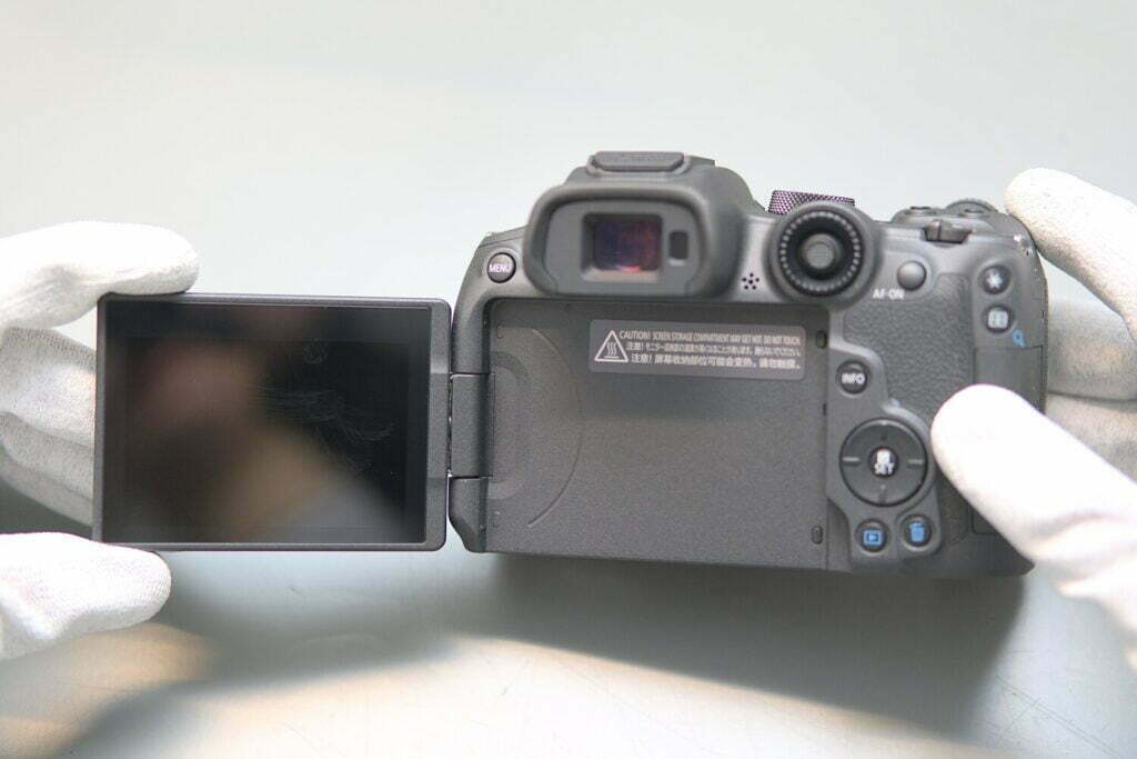 Canon EOS R7 - Teardown Ansichten