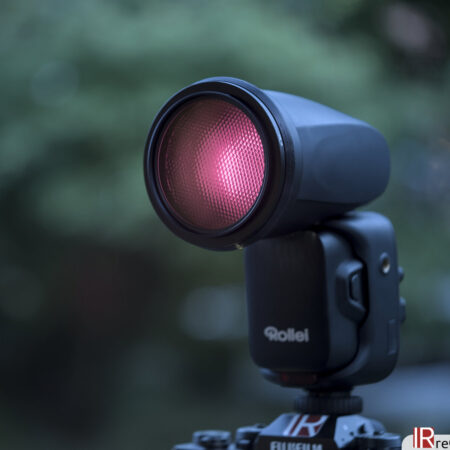 Flash innescato con l'adattatore per flash IR RM1 filtro