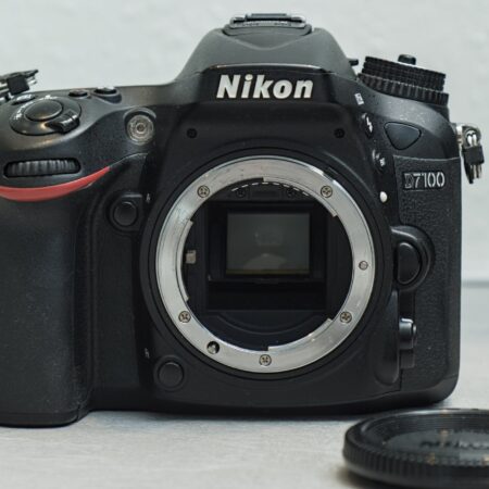 Cámara Nikon D7100 de amplio rango de sensibilidad (280 nm) *USADO*
